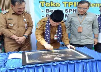 Gubernur Al Haris Resmikan Toko TPID di Pasar Siulak Kerinci, Upaya Kendalikan Harga Pangan
