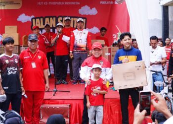 Gubernur Al Haris Hadir Meriahkan Kemerdekaan RI Bersama LDII Jambi, Berikan Hadiah Sepeda Listrik