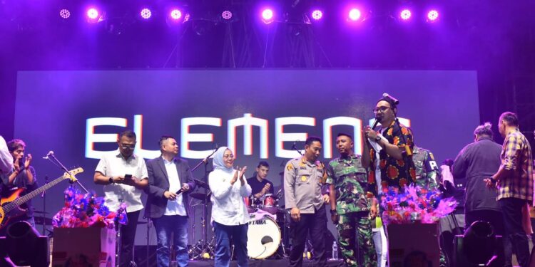 Malam Pergantian Tahun, Pemkot Jambi Suguhkan Hiburan Rakyat Hingga Doa Bersama Pemuka Agama